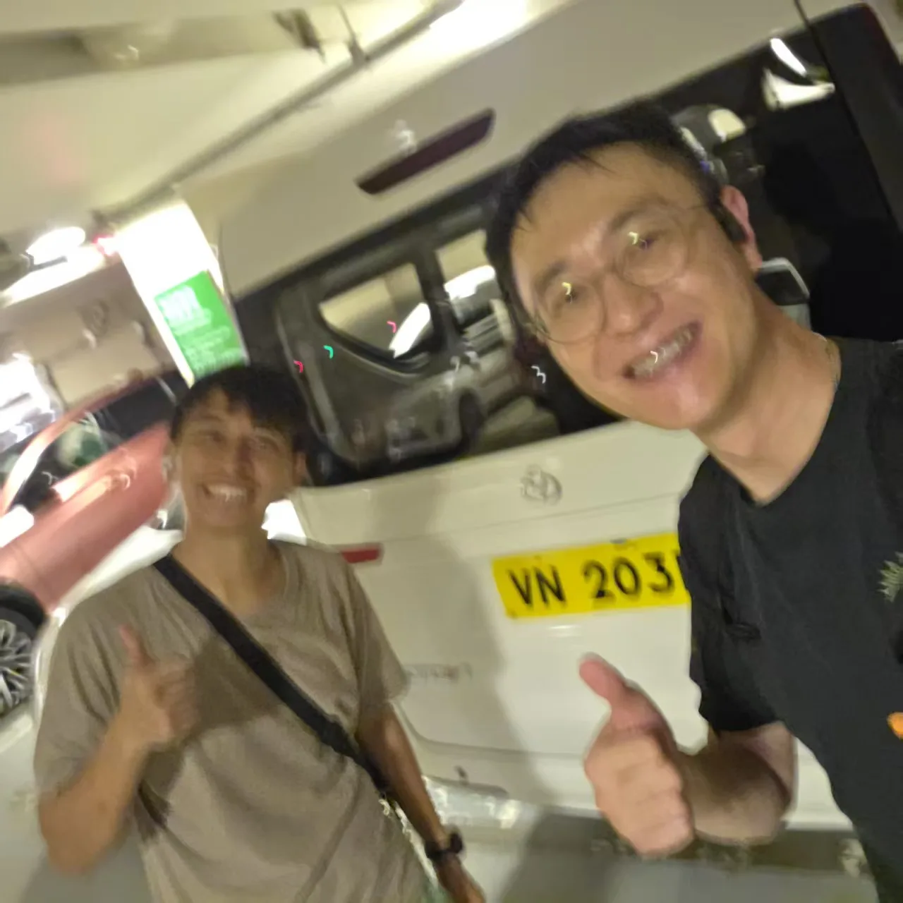 長安跨越 V7 EV 交車合影